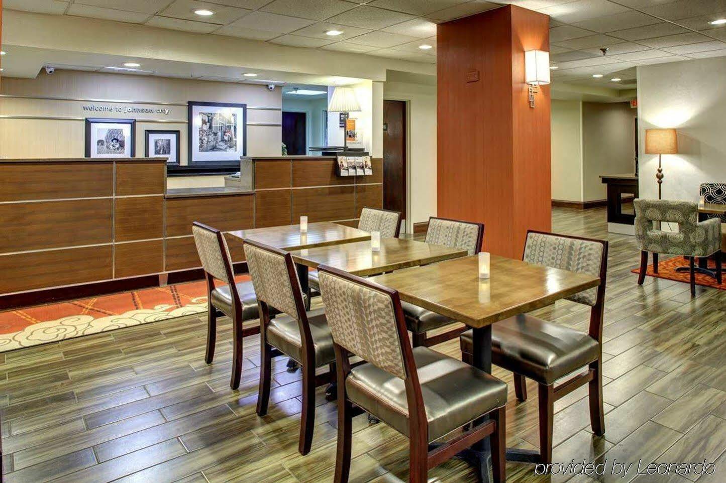 Hampton Inn Джонсън Сити Екстериор снимка